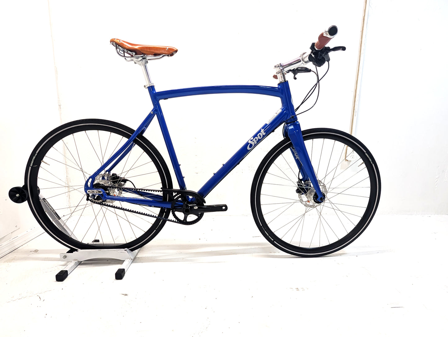 Spot Acme 60 cm Commuter Bike – Gates Belt Drive, Leather Upgrades, Near New