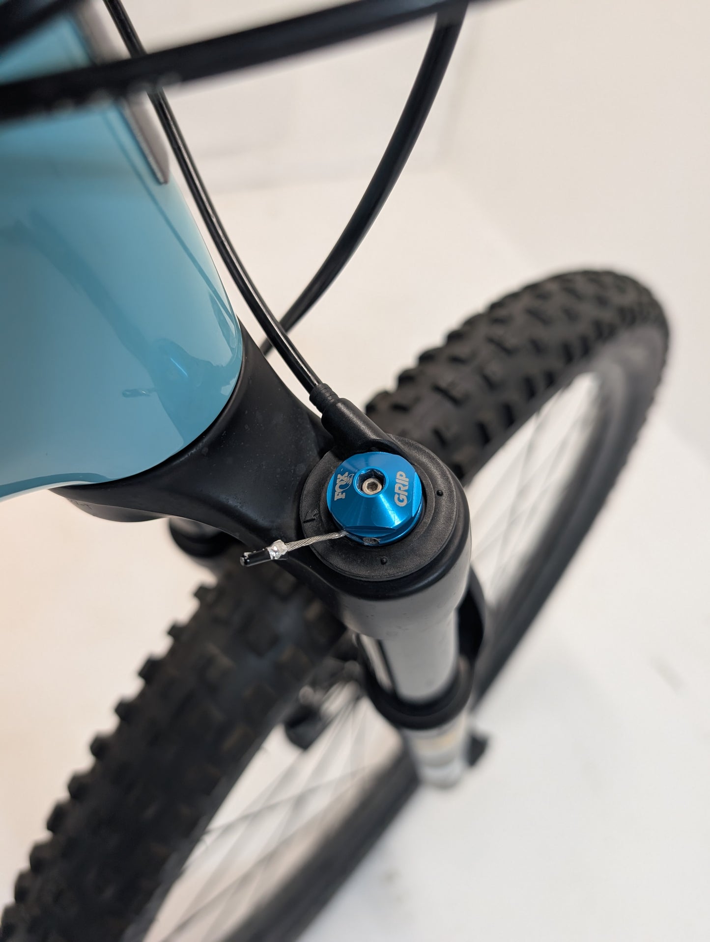 Santa Cruz Blur XL 29" Carbon XC Bike | SRAM GX Eagle, Fox Suspension