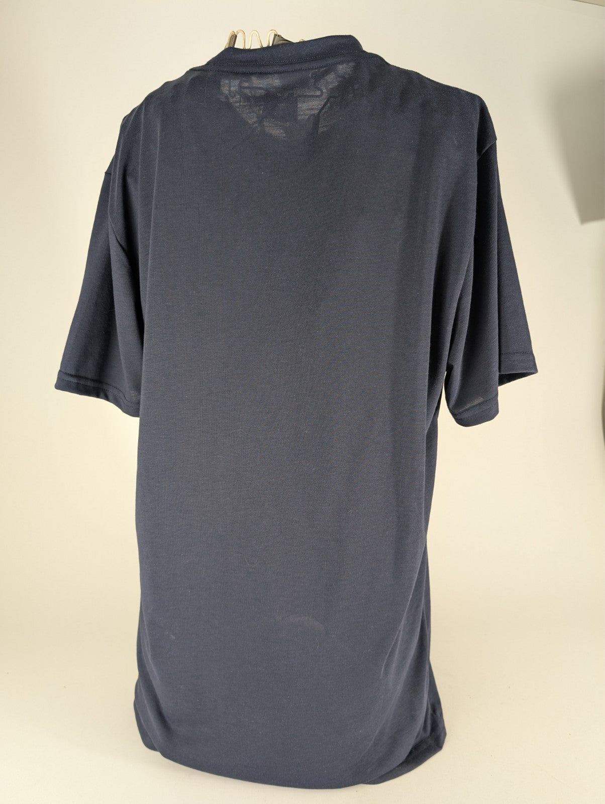 Fox "The World Is Yours" Mens Tshirt - Navy - NWT6