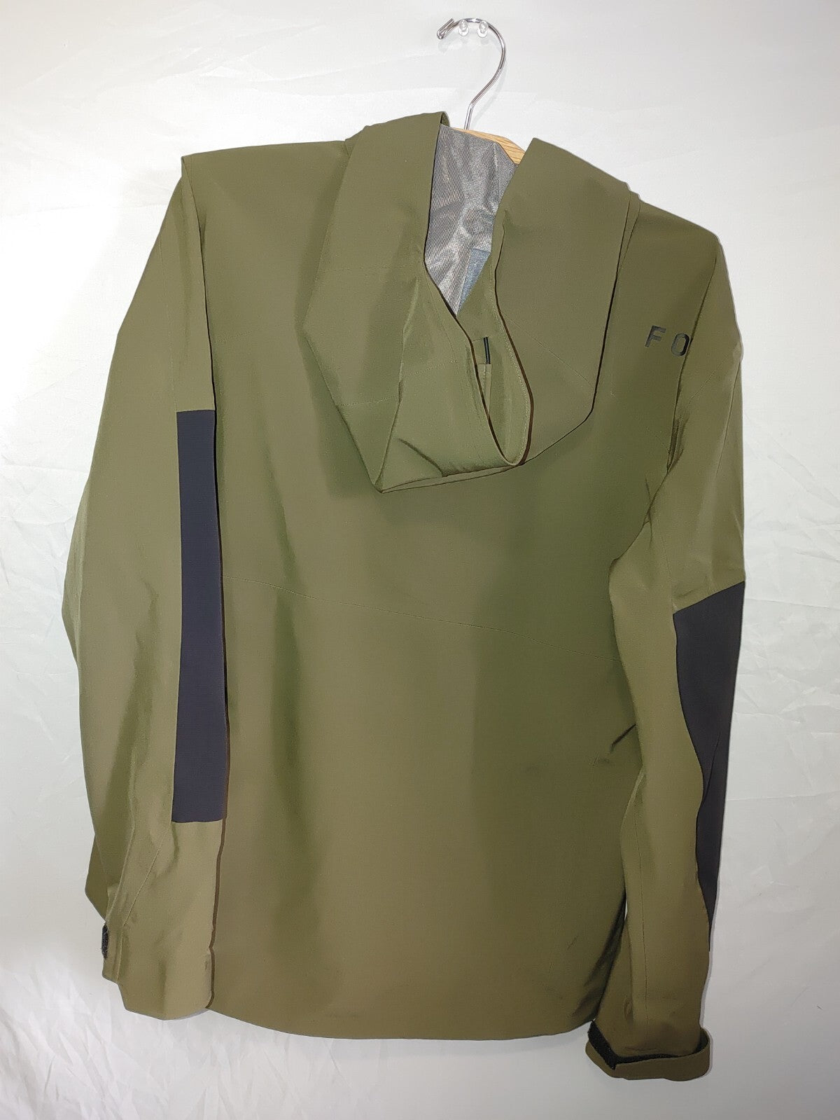 Fox Mens Defend 3L Water Jacket Olive Green Medium1
