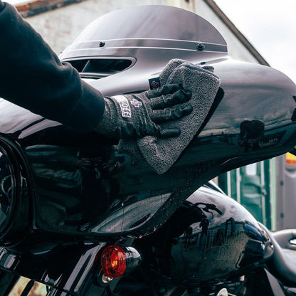 Muc-Off Motorcycle Waterless Wash & Protectant Kit - Motorcycle Cleaning Kit,4