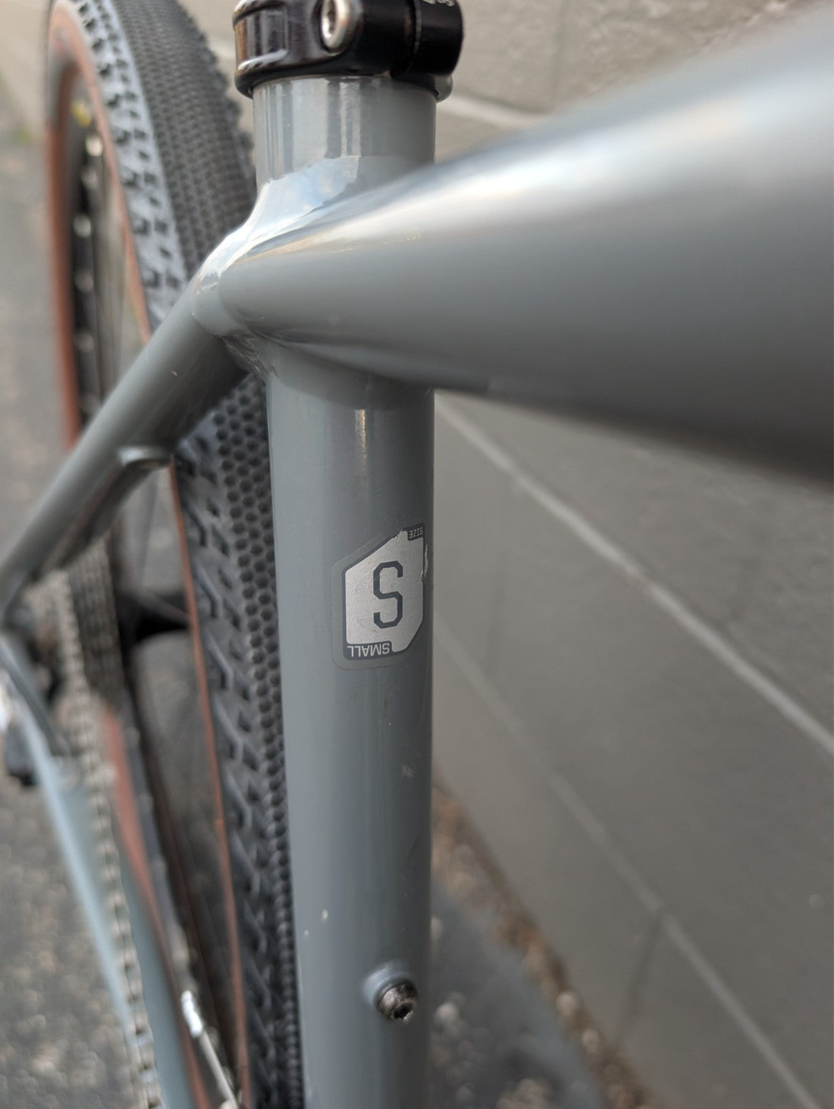 Cannondale Slate Gravel Bike – Size Small – Lefty Oliver Fork – Shimano GRX 2x1111