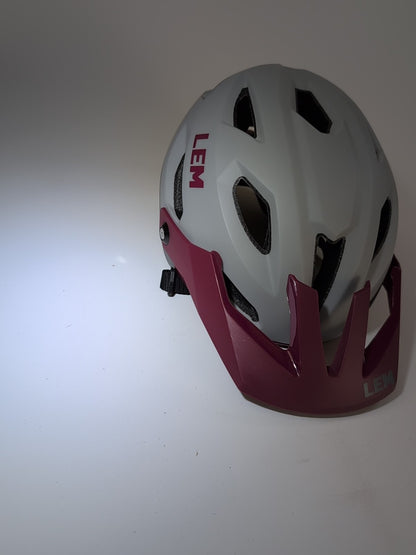 LEM Spyne Mountain Size Medium Red And Grey9