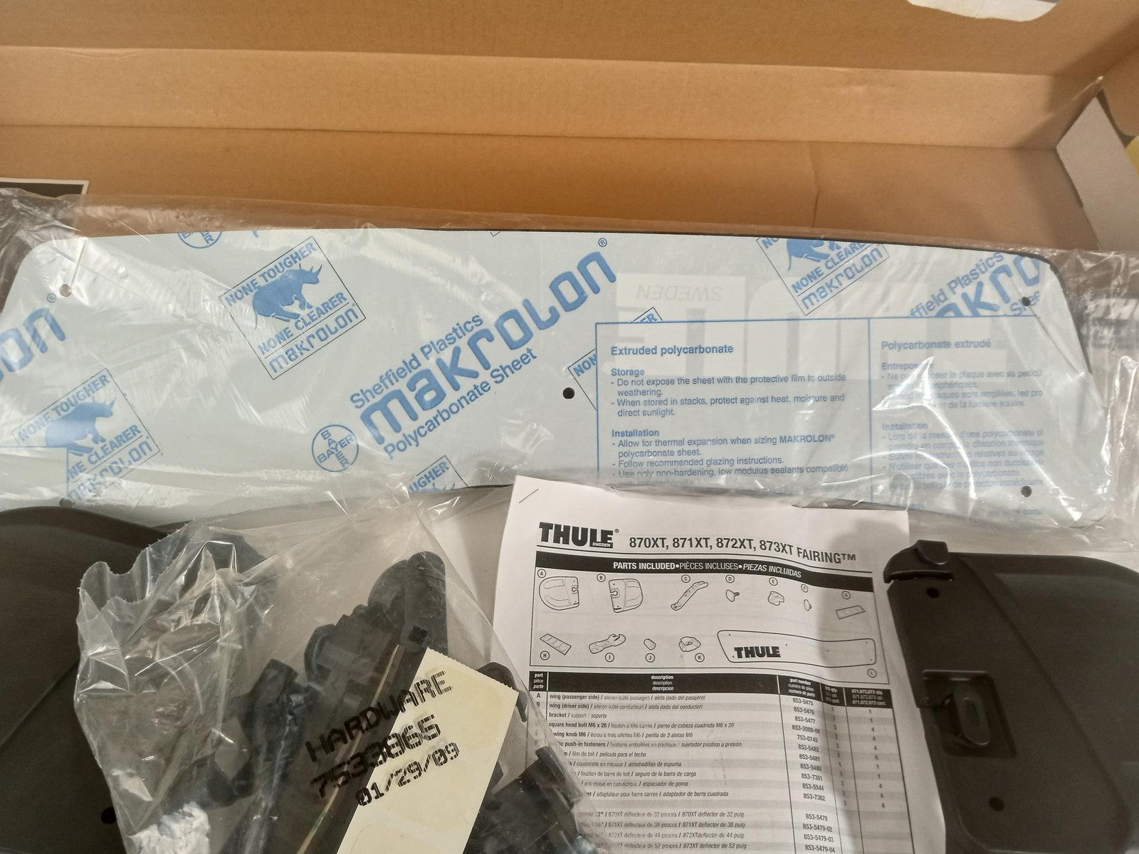 Thule 870XT Roof Rack Fairing (32-Inches)12