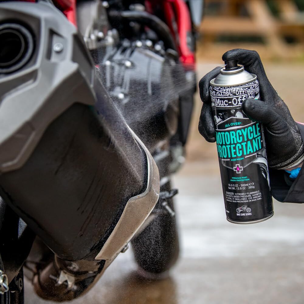 Muc-Off Motorcycle Waterless Wash & Protectant Kit - Motorcycle Cleaning Kit,2