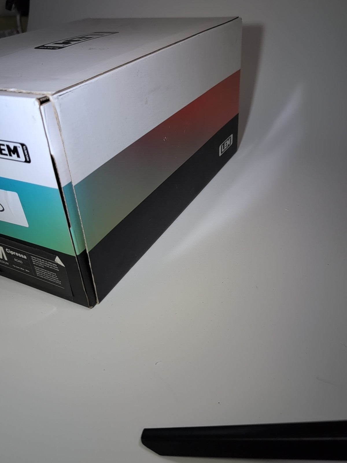 LEM Cipressa Road Medium Road Black/Blue4