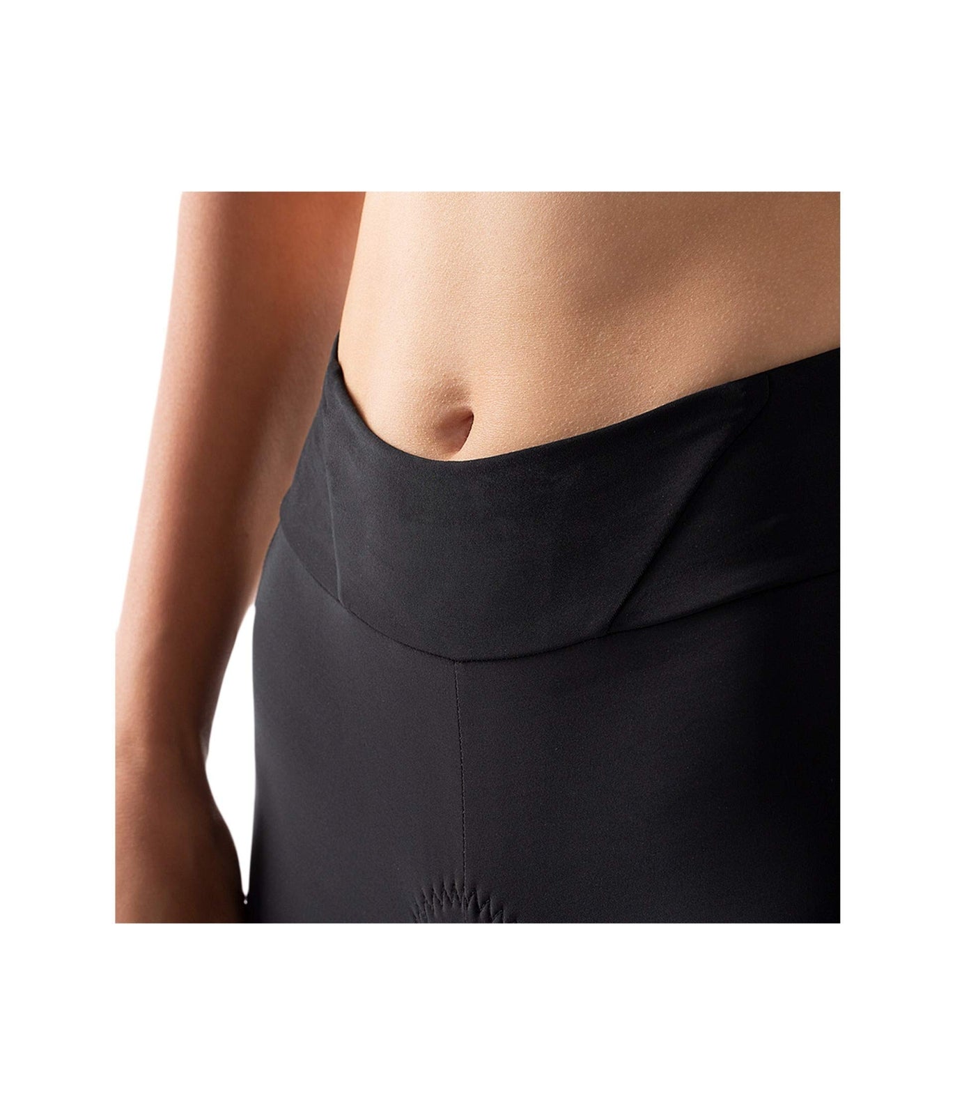 PI W ATTACK SHORT WOMEN'S FW22 BLACK-021 XS2