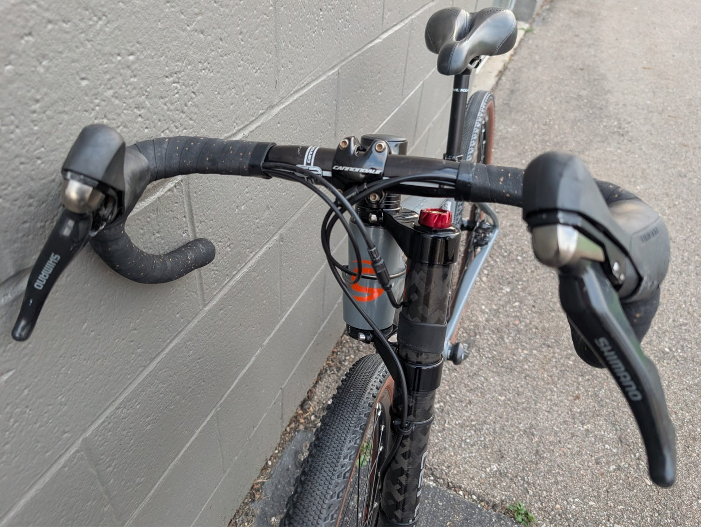 Cannondale Slate Gravel Bike – Size Small – Lefty Oliver Fork – Shimano GRX 2x114