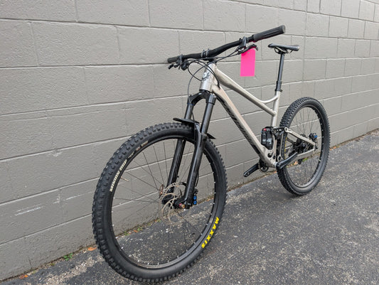 Banshee Prime - Size Large | Goodbye Cycle Certified Used | $1,999.990