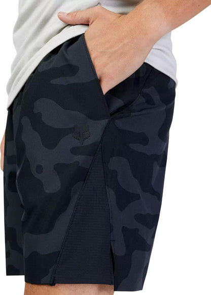 Fox 30614-247S CORE CAMO SHORT 7" Black Camo S3