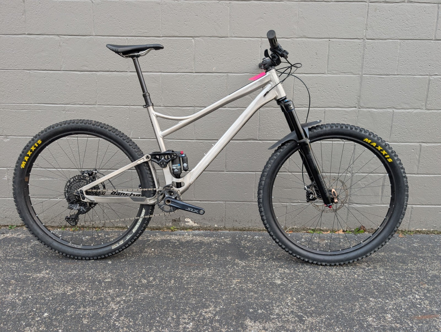 Banshee Prime - Size Large | Goodbye Cycle Certified Used | $1,999.991