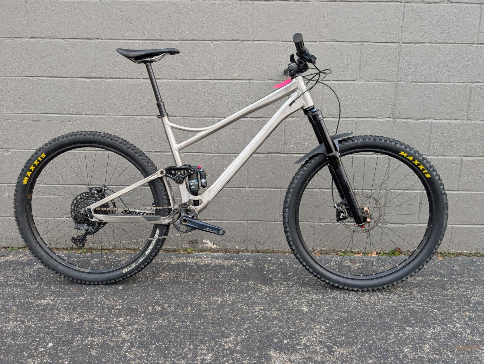 Banshee Prime - Size Large | Goodbye Cycle Certified Used | $1,999.991