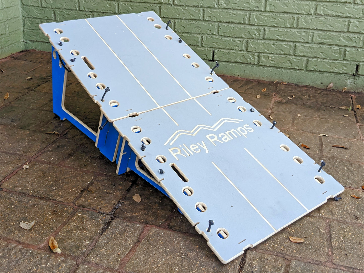 Riley Ramps - Launch’R 16" Intermediate Jump Ramp