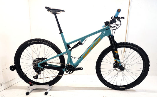 Santa Cruz Blur XL 29" Carbon XC Bike | SRAM GX Eagle, Fox Suspension