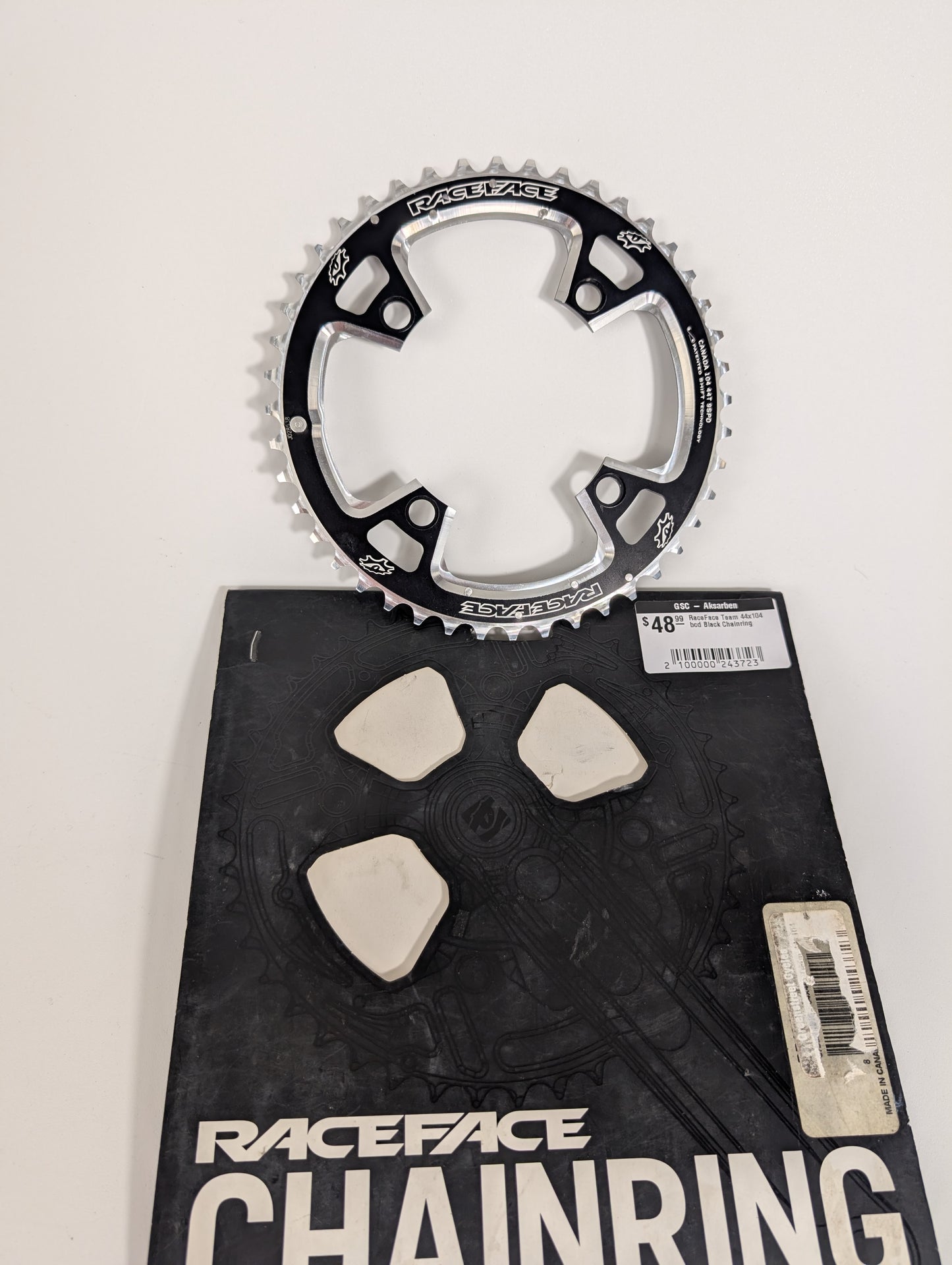 RaceFace Team 44x104 bcd Chainring, Black