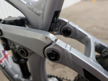 Transition Sentinel (Medium) | Reserve Carbon Wheels | Fox 36 | TRP Brakes