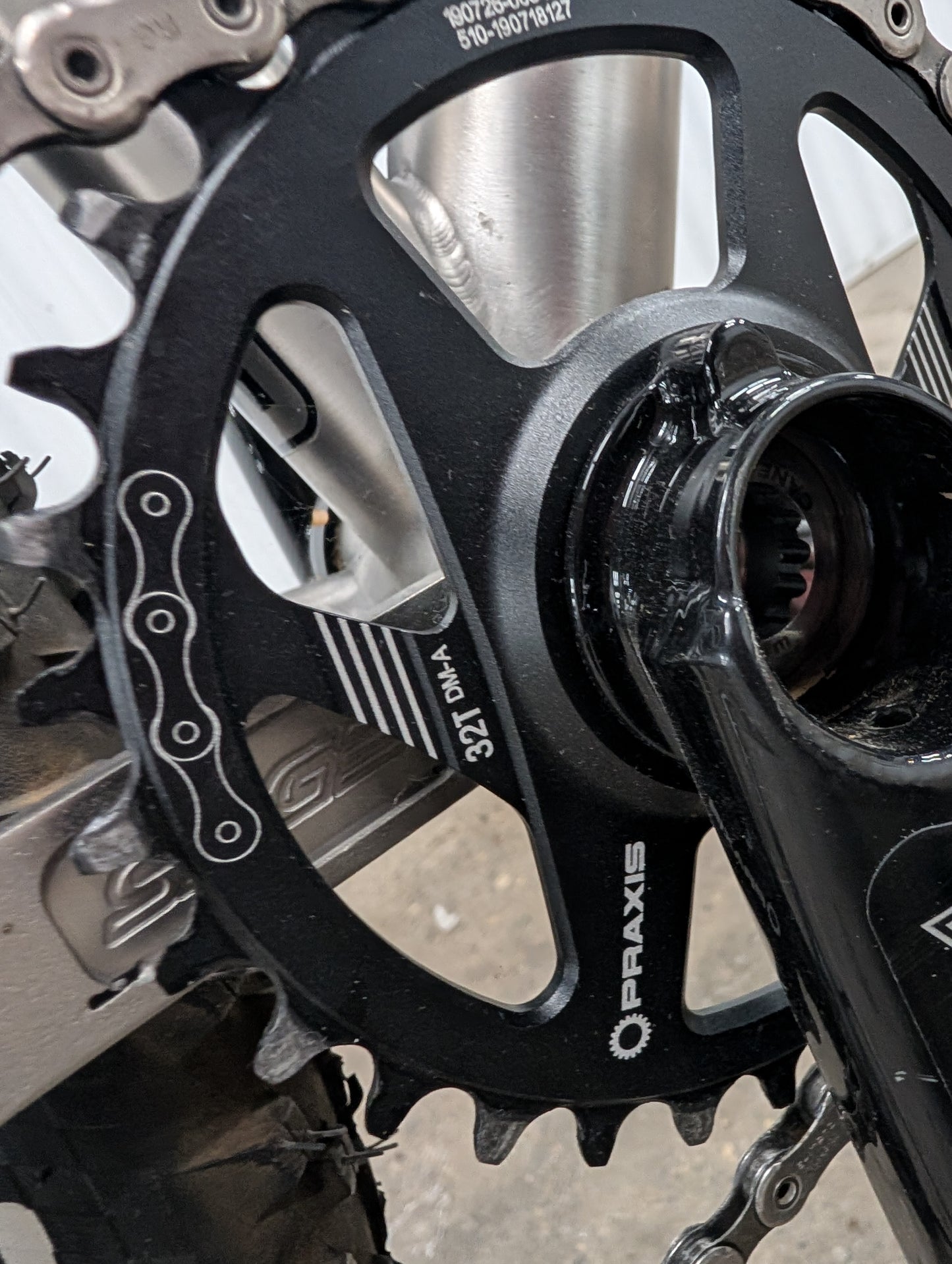 Sage Optimator Titanium Hardtail Bike – Medium – XTR 12-Speed, ENVE, Chris King