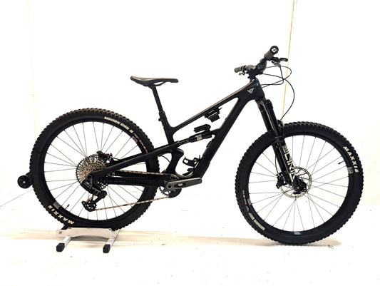 2024 YT Jeffsy Core 4 Carbon – Size Small – One Ride – Excellent Condition